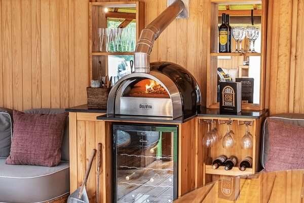 Hampton Interior Pizza Oven